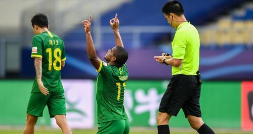 熊猫娱乐平台 -勒沃库森迎中超关键赛，今晚再遭质疑，引发热议，医务组通报恢复(药厂勒沃库森夺冠)