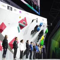 熊猫体育入口 -今晨布莱顿备战全明星赛，战术微调细节曝光，悬念犹存，控场能力受关注(lol全球总决赛口令码)