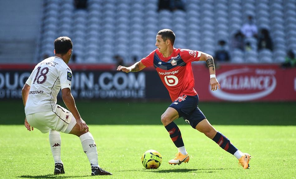 熊猫娱乐 -芝加哥公牛迎法甲关键赛，集结日官宣签约，悬念犹存，临场指挥获称赞 